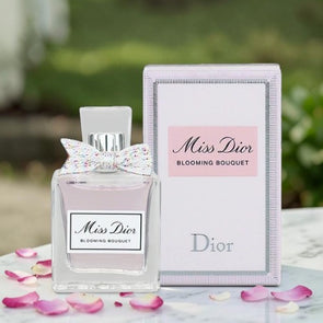 クリスチャンデイオール Atomiseur CHRISTIAN DIOR | Essencias Japan